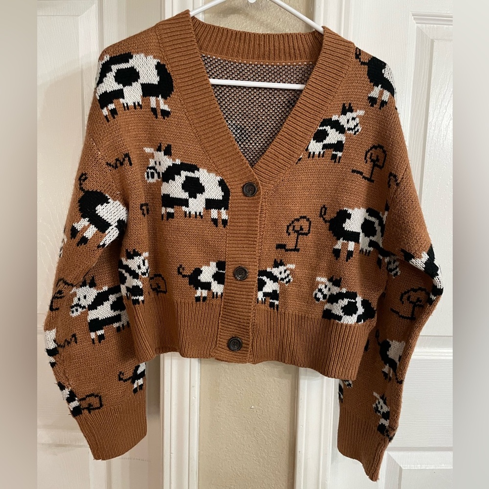 𝚃𝚑𝚎 𝚌𝚞𝚝𝚎𝚜𝚝 𝚌𝚘𝚠 𝚌𝚊𝚛𝚍𝚒 🐄